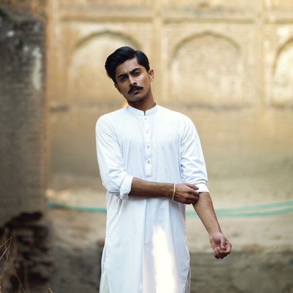 Brilliant white pure cotton fabric